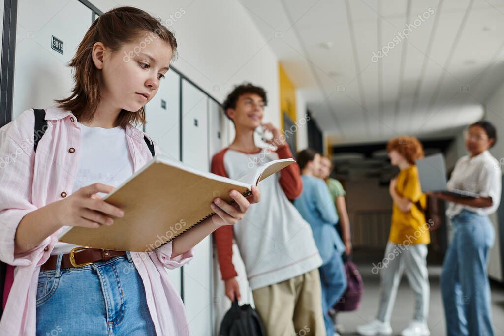 Actividad de educación en salud en un salón de clase